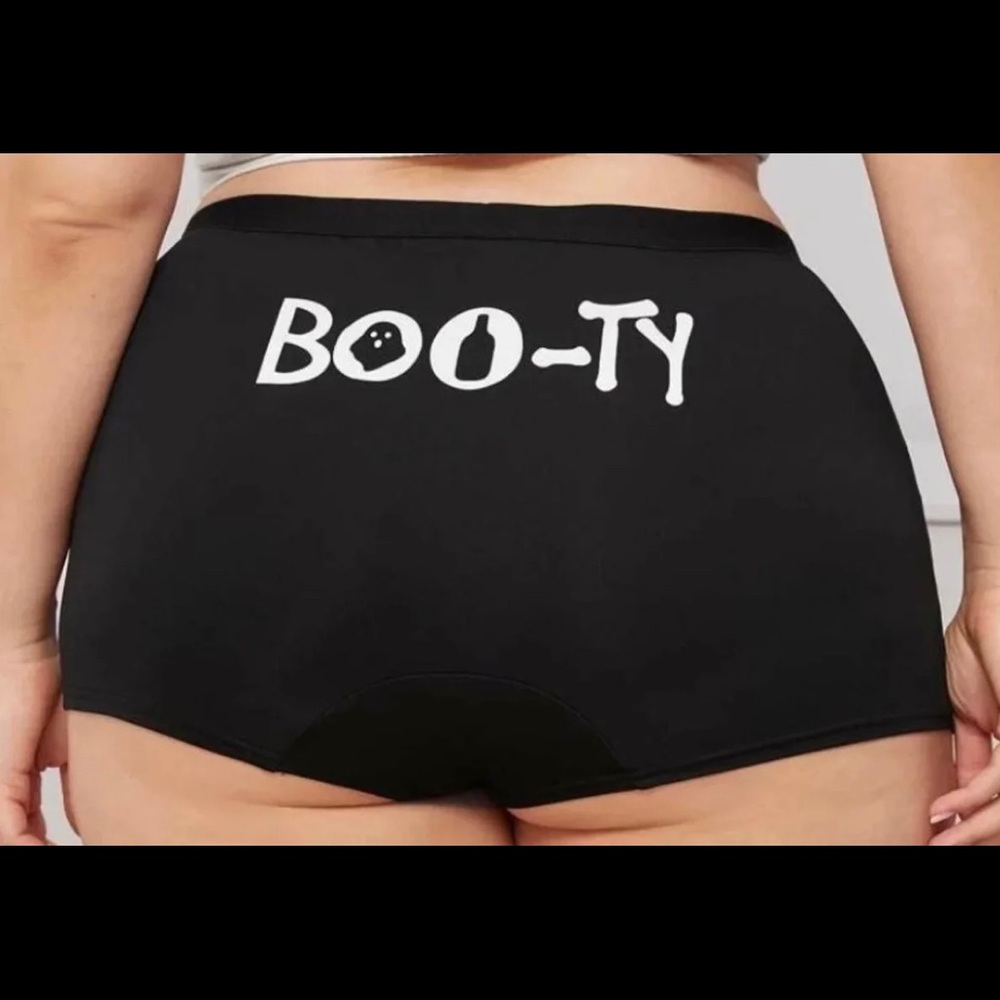 Booty shorts 2X new